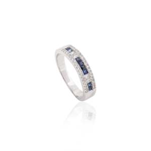 Bague de mariage en saphir vif et diamants taille coussin 18 carats - Product Image 4