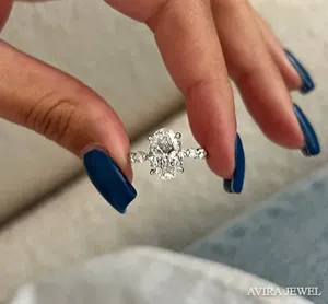 แหวนหมั้นเพชรทรงรีเพาะเลี้ยงในห้องปฏิบัติการ 1 กะรัต EF VVS ปราศจากนิกเกิล ทองคำแท้สีขาว/เหลือง/โรสโกลด์ คลาสสิกสำหรับงานแต่งงานของผู้หญิง - Product Image 6