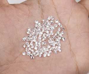 Diamantes Sueltos de Corte Brillante Redondo, Color D, Cultivados en Laboratorio, Certificados por IGI, de 2.1 MM, con Perforación Láser para Joyería y Anillos de Boda - Product Image 3