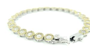 Bracelet tennis pour femme en argent sterling plaqué, orné de diamants naturels jaunes et blancs, au design luxueux – Cadeau idéal pour les occasions festives - Product Image 2