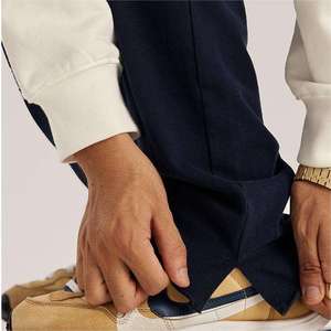 Pantalon de survêtement vintage délavé pour homme, coupe large, style streetwear d'hiver, par un fabricant de vêtements de luxe pour hommes - Product Image 2