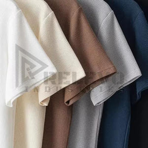 เสื้อยืดแขนยาวผู้ชายผ้าวาฟเฟิลสองชั้นแบบสบาย ระบายอากาศได้ดี แห้งเร็ว ป้องกันรอยยับ พิมพ์ลาย ผลิตจากโพลีเอสเตอร์/คอตตอน - Product Image 2