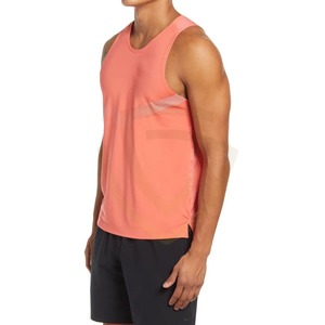 Débardeurs pour hommes OEM conçus avec un tissu à texture lisse offrant un ajustement confortable, une mobilité flexible et un look élégant - Product Image 3
