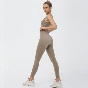 Conjunto de Yoga Ligero de Alta Calidad para Mujer, Sin Mangas, con Logotipo Personalizado, Ropa Deportiva para Gimnasio, Material Spandex - Product Image 4