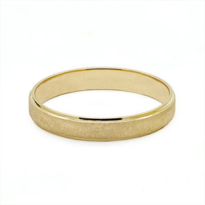 Anillo Liso Chapado en Oro de 18K, Diseño Minimalista y Atemporal, Joyería de Moda para Bodas y Fiestas, para Hombres, Mujeres, Niños, Unisex - Product Image 1