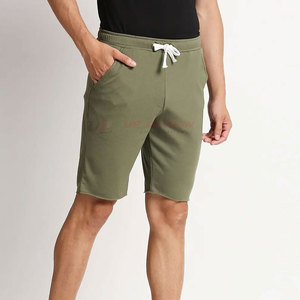 Shorts de sport pour hommes fabriqués au Pakistan, écologiques, décontractés, de couleur unie, de haute qualité, confortables et respirants - Product Image 4