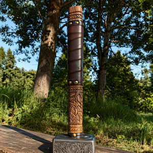 Martillo de Acero al Carbono Forjado a Mano de Grado Industrial, Grabado con Diseño Vikingo, Mango de Madera, Personalizable OEM, Fabricado por Edge Master - Product Image 4