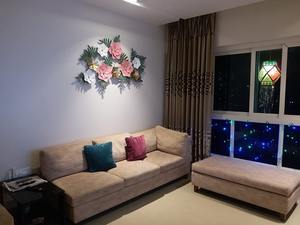 Grande sculpture murale en métal 3D à motifs floraux, idéale pour la décoration du salon, de la chambre, de l'hôtel et du restaurant, vente en gros depuis l'Inde - Product Image 2