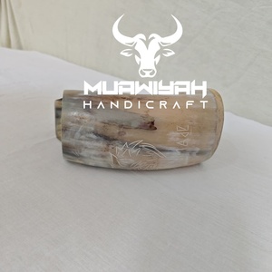 Mug en corne de bœuf de qualité supérieure, poli, écologique, sculpté à la main, nouveau design, cadeau d'affaires, personnalisé, bière, café, MUAWIYAH HANDICRAFT - Product Image 2