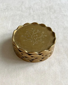 Botanical Bloom Brass <b>Coaster</b> Set Handcrafted Round <b>Drink</b> <b>Coasters</b> Premium Table Protector Elegant Barware Gift Collection - Product Image 3