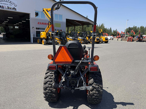 Tractor MAVERICK B2601 2024, 210HP, Transmisión por Engranajes, Premium, Listo para Exportación, Bomba de Caja de Engranajes de Alta Resistencia, Suministro al por Mayor - Product Image 3