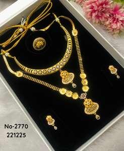 Designer Charm <b>Set</b> Alloy Gold Plated <b>Pearl</b> <b>Necklace</b> <b>and</b> <b>Earring</b> <b>Set</b> for Women Engagement Wedding Party Gifts - Product Image 4