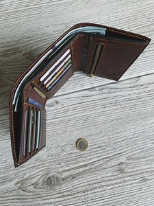 Cartera Clásica de Cuero Genuino de Grano Completo para Hombre, con Logotipo Personalizado, Tarjetero de Cuero Vacuno Auténtico, Modelo LTW-0169 - Product Image 6