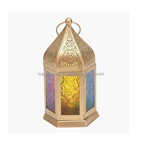 Lanterne à bougie en métal plaqué or abordable, conçue et créative, variété exclusive de lanterne en métal pour la décoration intérieure - Product Image 6