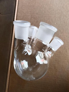 Fiole à fond rond à quatre colliers en verre borosilicaté transparent de 250 ml, récipient de laboratoire avec forme personnalisée OEM pour l'échantillonnage chimique - Product Image 2