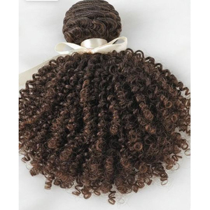 Lot de Cheveux Bouclés de Luxe pour Bébé, Idéal pour Coiffures de Mariée et Tendances, Provenant d'un Fournisseur Indien, Prix de Gros - Product Image 1