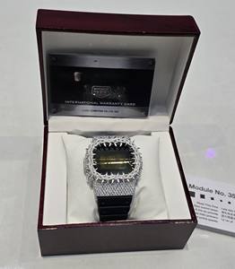 Boîtier de montre numérique en acier inoxydable Thorn Buss DW5600 avec lunette en diamant Moissanite VVS, certifié GRA, testeur de diamant inclus, édition limitée, design tendance - Product Image 5