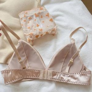 Conjunto de lencería sexy de encaje bordado para mujer, sin forro, de talle bajo, tipo bikini - Product Image 1