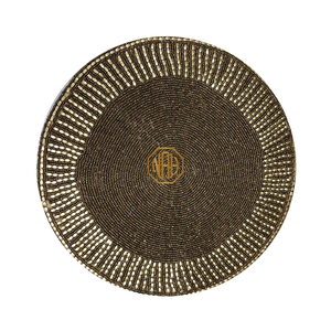 Napperon festif en perles motif poinsettia, doré et blanc, pour assiette de présentation florale, idéal pour la décoration de table de Noël et des dîners de fin d'année - Product Image 4