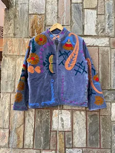 Chaqueta de Mujer en Terciopelo Gris Lavanda con Bordado Suzani, Arte Floral Hecho a Mano, Estilo Boho, Cuello Alto, Manga Larga, Chaqueta de Otoño para Mujer - Product Image 1