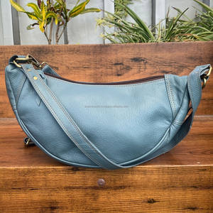 2024 nueva colección diseñador de tendencias bolso cruzado de cuero reciclado bolso de hombro de media luna de cuero colorido de moda para mujer - Product Image 3