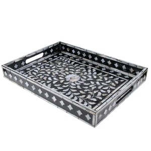 ถาดเสิร์ฟทำมือจากเปลือกหอยมุก ของตกแต่งโต๊ะออตโตมัน โดย blossom craft india - Product Image 1