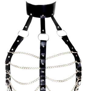 Harnais de poitrine en cuir noir avec sangle de cou et chaînes en acier, ajustement réglable pour les tenues de club - Product Image 1