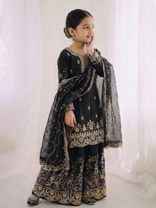 ชุดสัลวาร์ คามีซปักลายสีดำสำหรับผู้หญิงและเด็ก ชุดงานปาร์ตี้ งานแต่งงาน สไตล์อินเดีย ปากีสถาน - Product Image 3