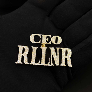 Pendentif breloque couronne urbaine hip-hop personnalisé Ice Legacy avec diamants glacés, plaqué argent, unisexe - Product Image 1