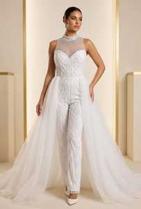 Robe de mariée vintage élégante en satin perlé, coupe trapèze, décolleté sans bretelles, longueur ras du sol, en tulle, taille naturelle, broderie de cristaux, fermeture éclair - Product Image 2