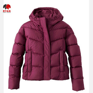 แจ็คเก็ตพัฟเฟอร์แบบสั่งทำพิเศษสำหรับผู้ชายจาก Ryan Pro Gear พร้อมโลโก้แบบกำหนดเอง ลายเรียบ ปิดด้วยกระดุม - Product Image 4