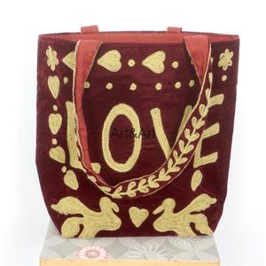 Bolso Tote Grande Reversible de Terciopelo Bohemio Bordado a Mano ArtandArt para Uso Diario y Compras, Bajo MOQ, Completamente Personalizable - Product Image 5