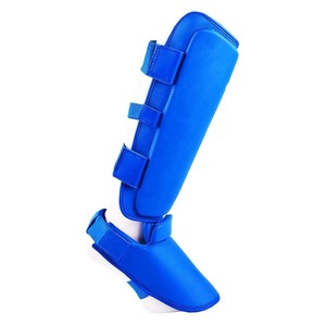 Espinilleras Premium para Artes Marciales Mixtas (MMA) y Kickboxing, Personalizables con Protección Elástica para el Pie - Product Image 4