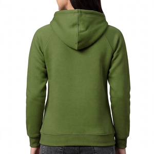 เสื้อฮู้ดผ้าฝ้ายสีเขียวมะกอกบุขนแกะ ยี่ห้อ TRIARROW EXPORTS แบบสวมหัว แขนยาว มีกระเป๋าหน้า ใส่ได้ทั้งผู้ชายและผู้หญิง - Product Image 2