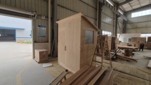 Toilettes de compostage rustiques pour l'extérieur |   Construction en <span class=keywords><strong>bois</strong></span> naturel, toit à pignon |   Abri de jardin compact - Product Image 2