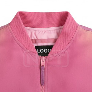 Chaqueta de invierno duradera diseñada para la comodidad diaria con tela transpirable y estilo moderno de bomber para exteriores. - Product Image 5