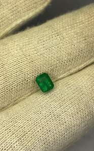 Esmeralda zambiana natural verdosa, corte octogonal, 0.70 quilates, esmeralda para joyería. - Product Image 3