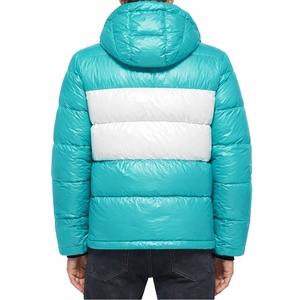 Chaqueta de Invierno para Hombre con Logotipo Frontal, Colores Personalizados, Impresión por Transferencia de Alta Calidad, Resistente al Viento, Hecha en Pakistán, de Lona - Product Image 2