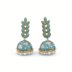 Pendientes de Perlas de Imitación Estilo Étnico Chapados en Oro JeweleMarket Premium Floral Jhumka para Mujer, Ideales para Bodas - Product Image 2