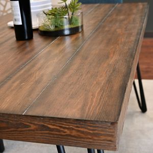 Set da Pranzo Amisos 6 Pezzi: Tavolo Hairpin con 4 Sedie e Panca Imbottita, 3 Opzioni di Colore - Product Image 4