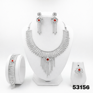 Elegante Collar de Mujer con Diseño de Hoja, Chapado en Oro, con Circonita Natural Certificada por Terceros, Estilo Moderno para Bodas - Product Image 6