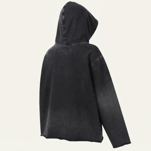 Hoodie surdimensionné personnalisé, coupe courte, déchiré, ourlet brut, en molleton français de qualité, épais, délavé à l'acide - Product Image 5