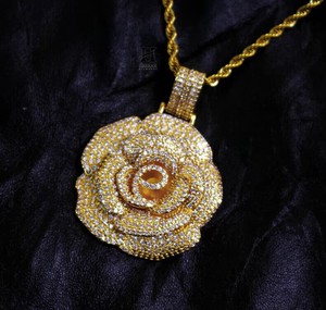 Collar con Colgante de Flor de Rosa Iced Out, Joyería Hip Hop, Micro Pavé 3D, Moissanita VVS, Diamante Cultivado en Laboratorio, Colgante Floral para Mí - Product Image 3