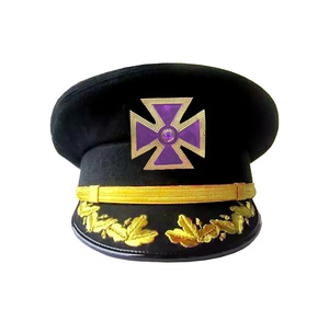 Gorra de Lujo de los Caballeros Templarios con Bordado 3D, Cruz Metálica Morada, Detalles Dorados y Plateados, Adorno Premium para la Cabeza - Product Image 1
