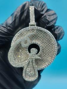 จี้ห้อยคอฮิปฮอปผู้ชายชุบทอง 18K ประดับเพชรโมอิสซาไนต์ VVS หรูหรา จี้เงินแท้ 925 พร้อมจี้ตัวอักษร - Product Image 4