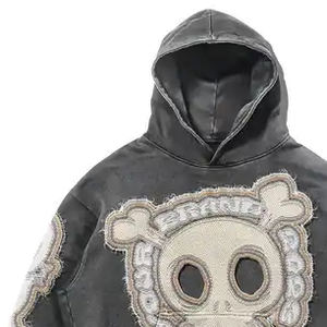 Sudadera con capucha de peso pesado para hombre, estilo streetwear, con patchwork desgastado, gráfico de calavera retro, oversize, de forro polar lavado, estilo hip hop - Product Image 4