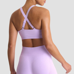 Sujetador deportivo de yoga para mujer, diseño cruzado en la espalda, de alta resistencia, personalizado, que absorbe el sudor, ajuste delgado, para gimnasio, atlético, de secado rápido, sin costuras - Product Image 6