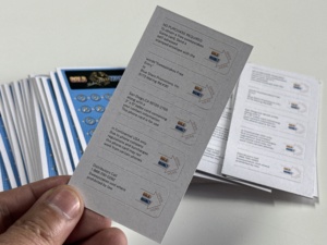 Cartões Personalizados com Aba de Puxar Direto da Fábrica com Preços Competitivos e Entrega Rápida - Product Image 3