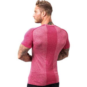 T-shirt de sport rose uni à manches courtes pour homme, coupe ajustée, col rond, séchage rapide, tricoté, longueur standard - Product Image 5
