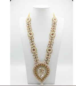 Guirlande de perles Mala faite à la main avec pendentif en pierre pour la décoration de mariage Pooja et l'usage spirituel - Product Image 2
